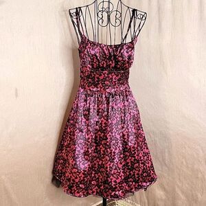 B. DARLIN Pink and Black Floral Prom‎ Dress Size 3/4